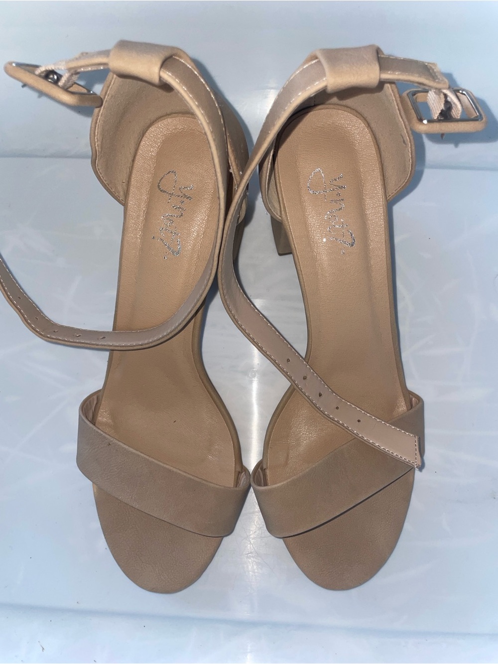 Y-Not Cake-S Nude Tan Ankle Strap Block Heel Dress Sandals | Size 8M
